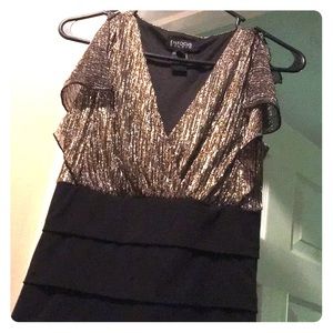 Gorgeous gold and black cocktail dress!